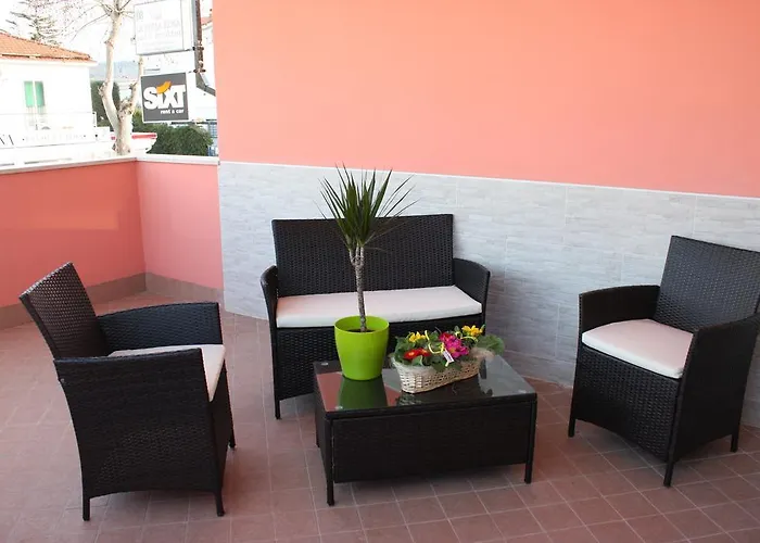 Bed & Breakfast La Perla Rosa